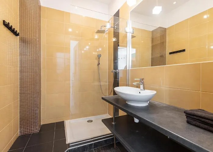 Apartman Main City Square View!